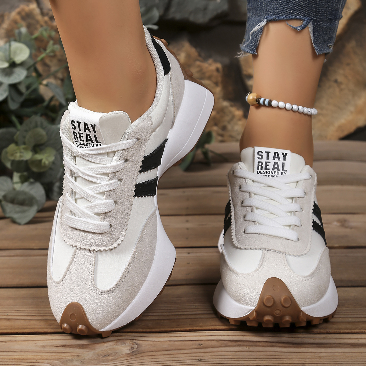 Cleo Support Sneakers