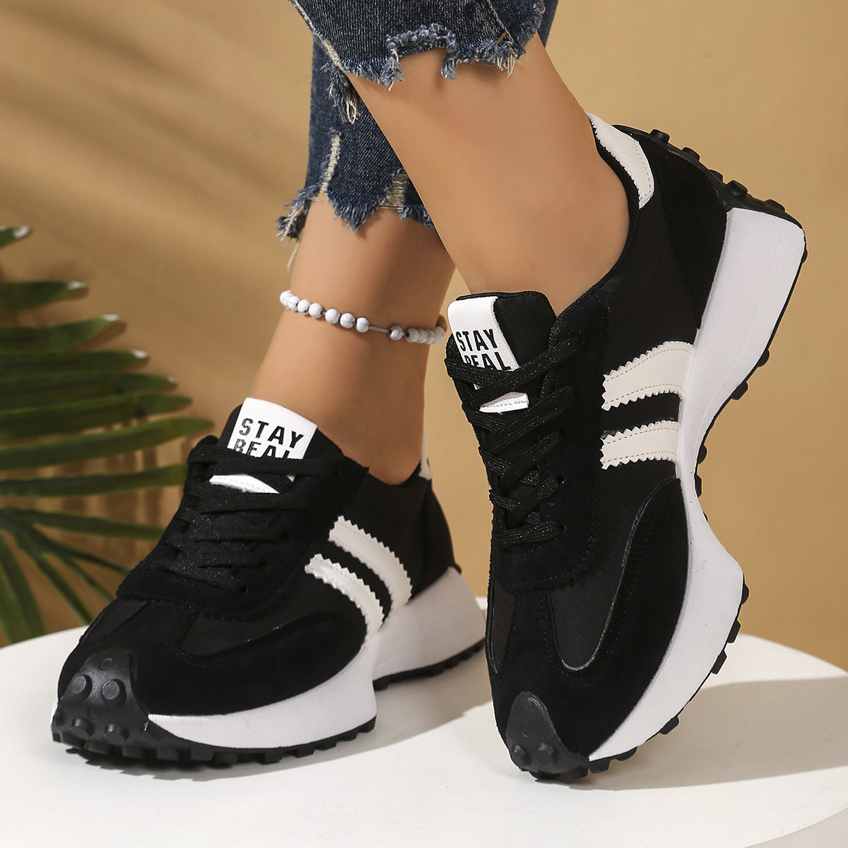 Cleo Support Sneakers