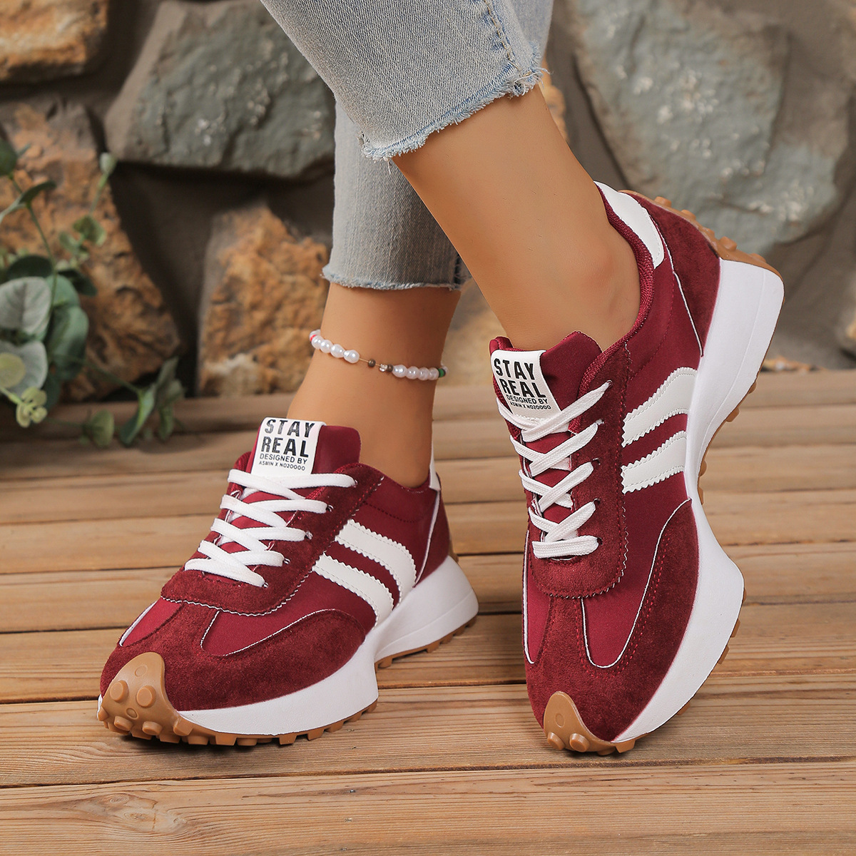 Cleo Support Sneakers