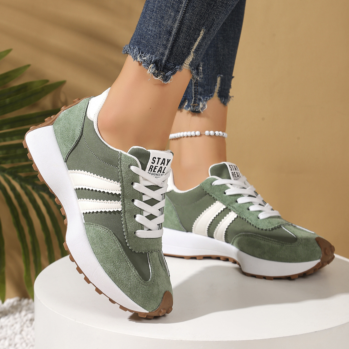 Cleo Support Sneakers