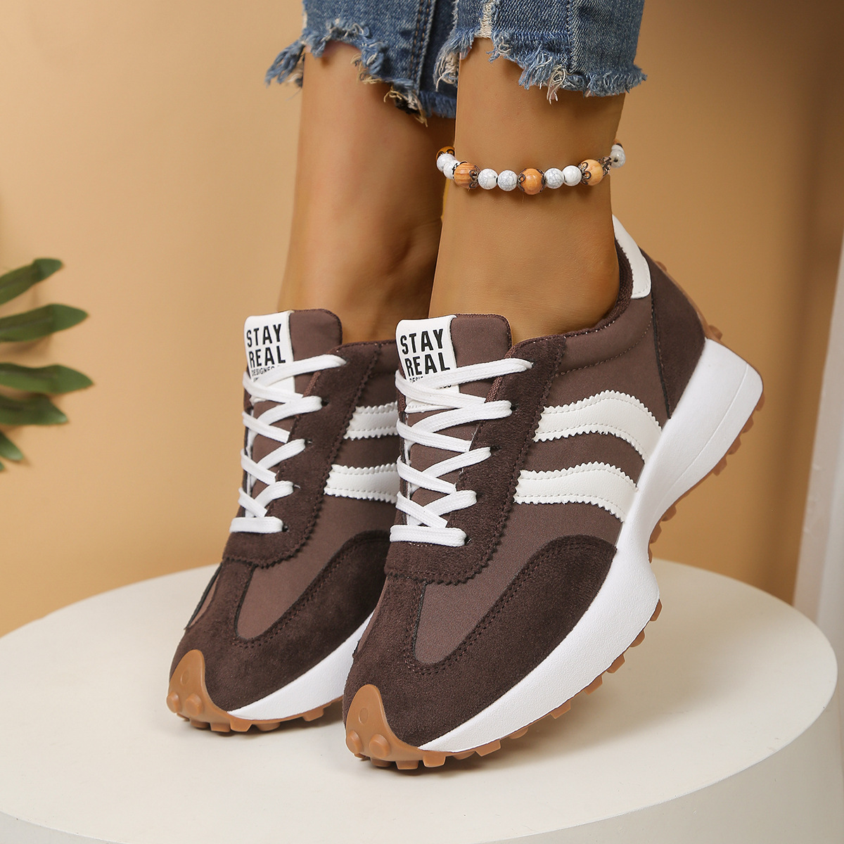 Cleo Support Sneakers