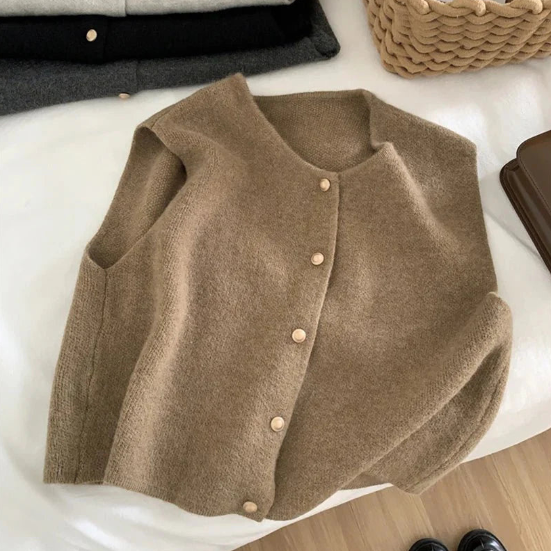 Women's Gilet - Button-Front with Round Neck