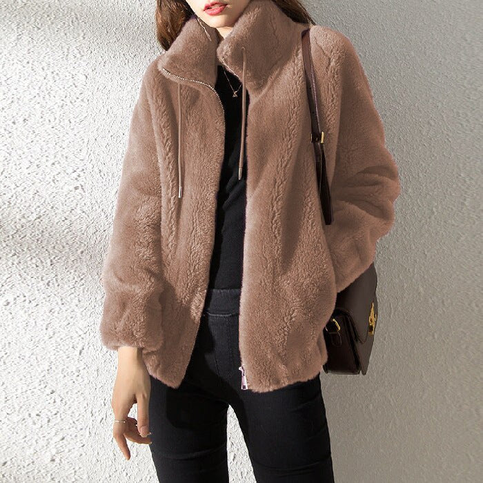Cindie - Elegant Fur Coat for Women