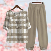 Casual and Modern Top and Trousers Set for Women