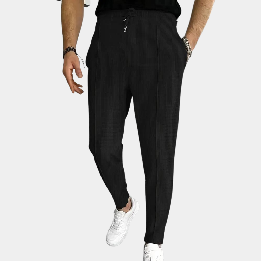 C4009_-_Emils_-_black_1.png