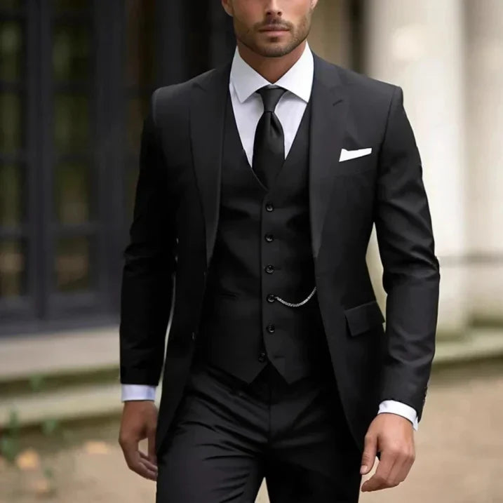 Men's Three-Piece Suit - Peak Lapel & Slim-Fit