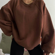 Women's Oversized Crew Neck Sweatshirt - Warm and Stylish