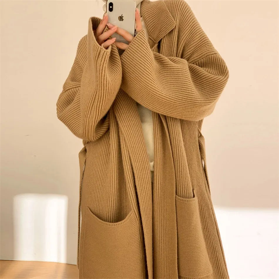 Ariana - Chic Autumn Knitted Long Coat for Women