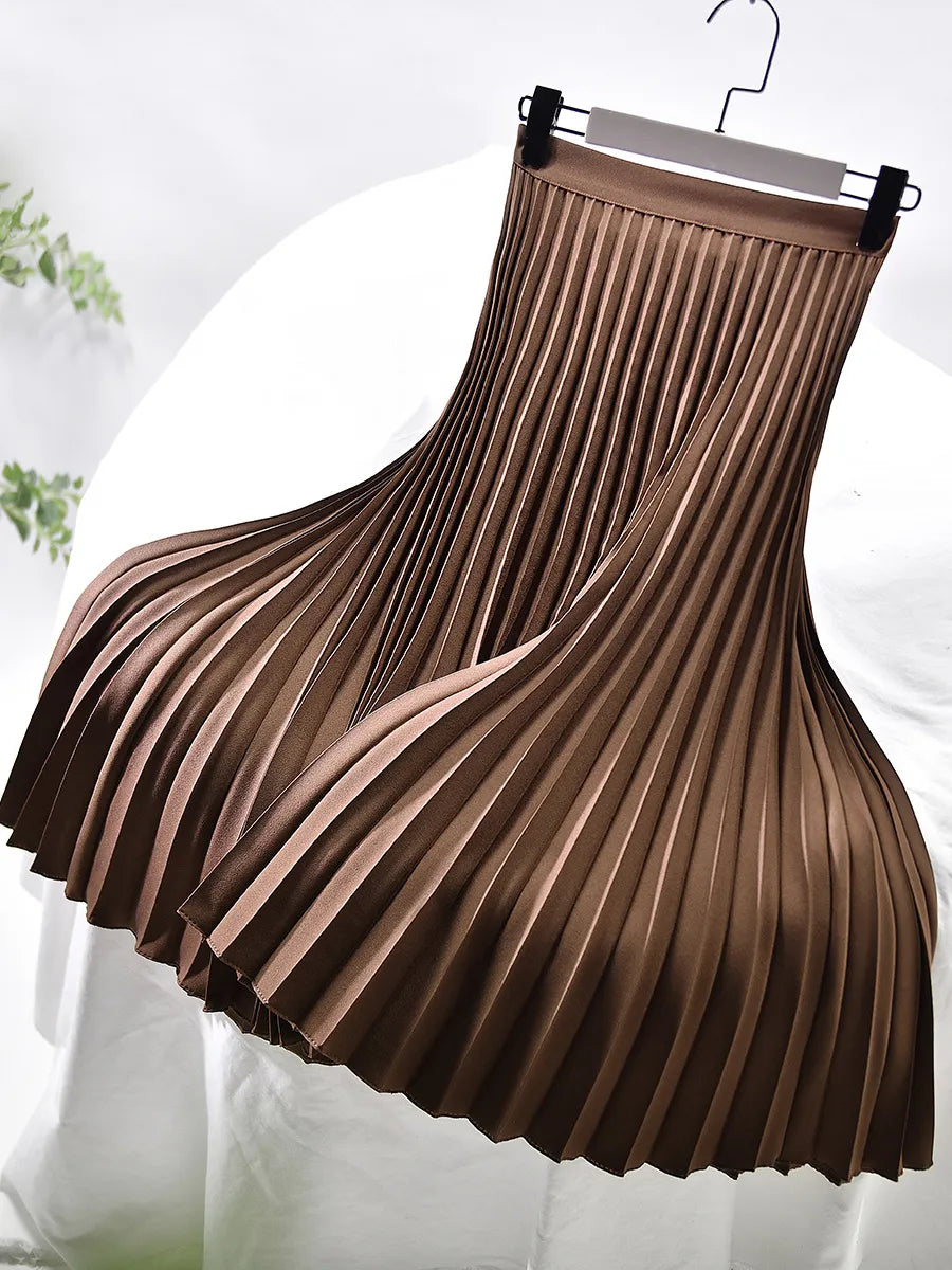 Women's Pleated Midi Skirt - Elastic Waist Detail