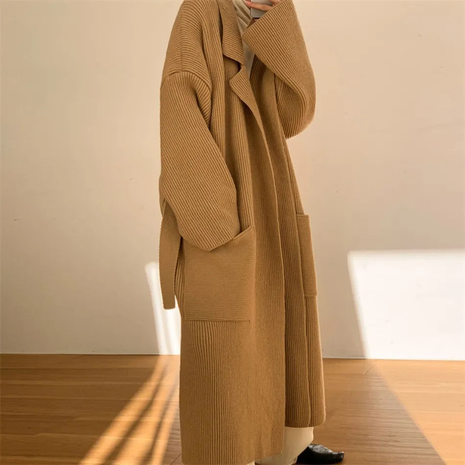 Ariana - Chic Autumn Knitted Long Coat for Women