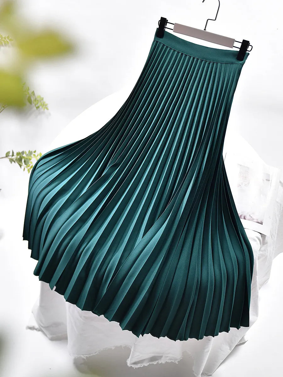 Women's Pleated Midi Skirt - Elastic Waist Detail