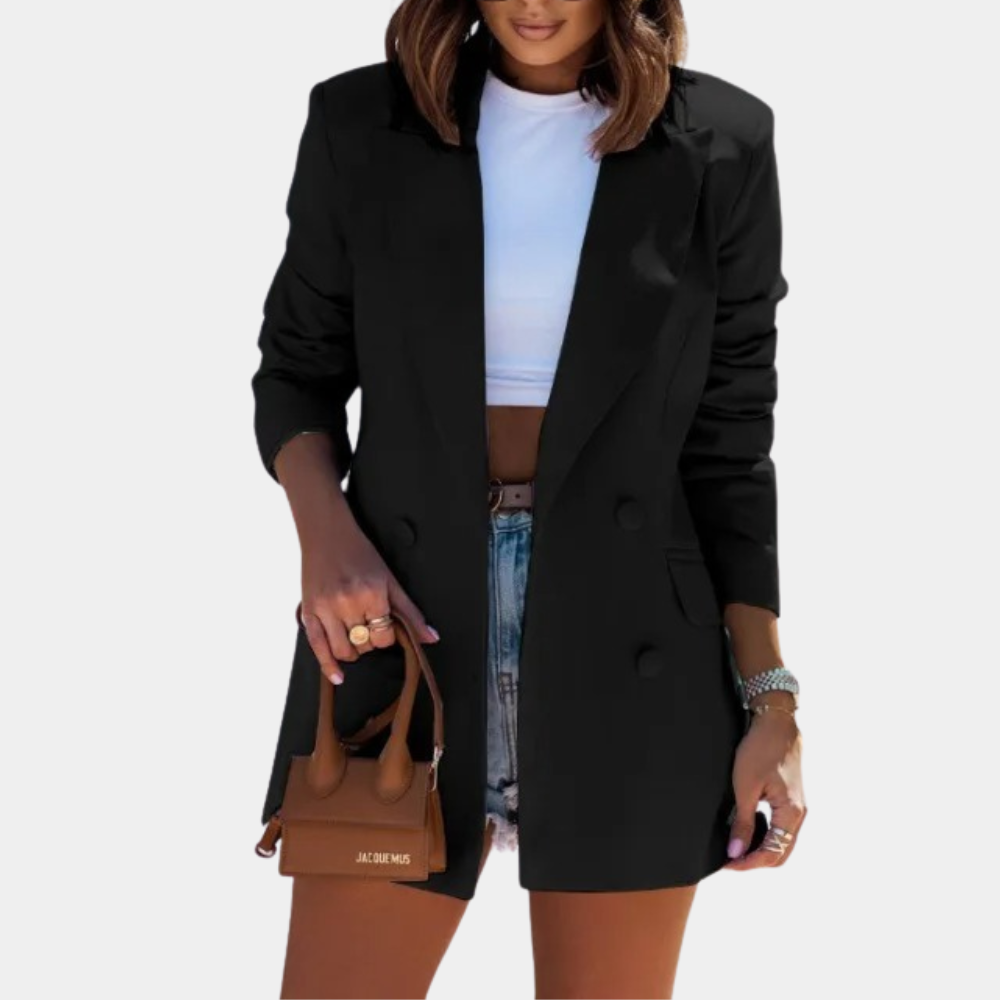 Vincenza-Blazervoordames_b04bac2b-addb-486c-9832-89aa7e989906.png
