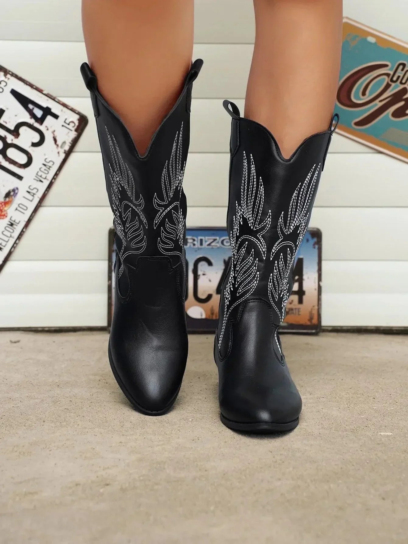 Women's Soft Western Cowboy Boots - Comfortable & Versatile