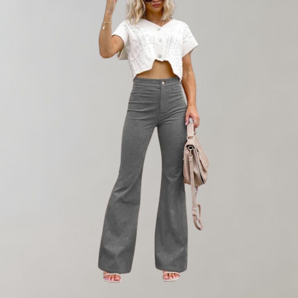Women's High-Waisted Flared Jeans - Bootcut Fit