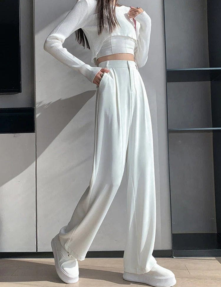 hohe_taille_weisse_hose_von_vorne_Crystalli2087.jpg