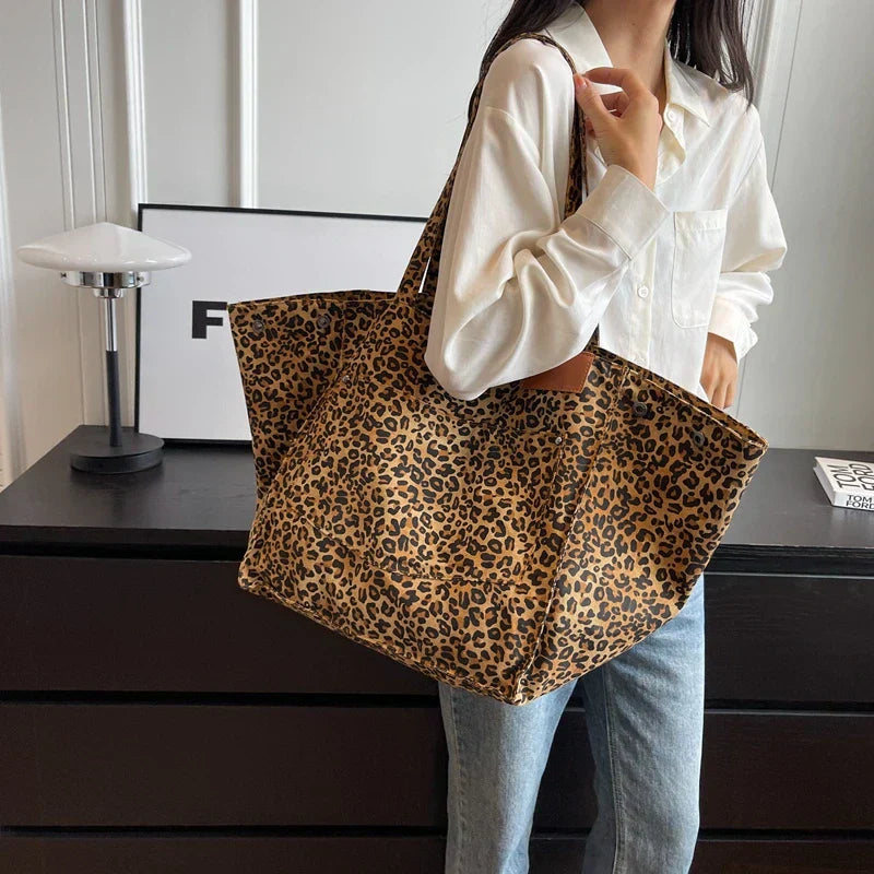 tassen-dames-schoudertas-dames-luxe-disigner-tassen-Oversized-Leopard-Prints-Schoudertassen-Voor-Vrouwen-Vervormbaar-Canvas-Grote_7effafd1-3e5d-401a-9d1f-b26c25b63a65.webp